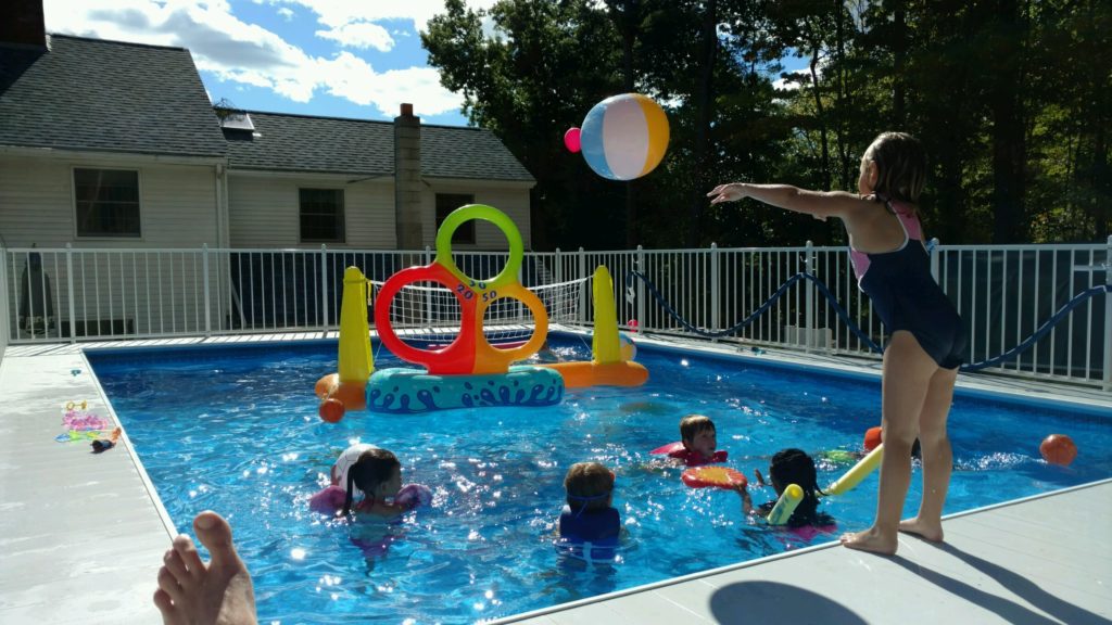 kids-playing-in-a-pool-1024x576